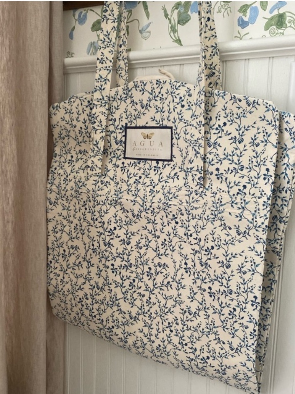 Agua by Agua Bendita Floral Patterned Garment Bag NWOT